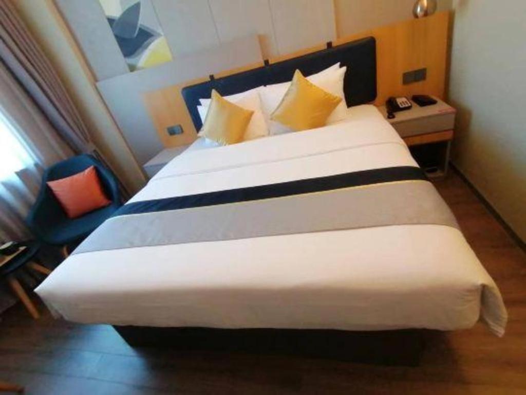 Home Inn Kunming Baita Road 昆明 エクステリア 写真