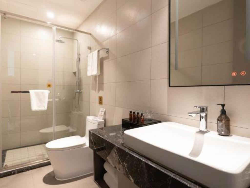 Home Inn Kunming Baita Road 昆明 エクステリア 写真