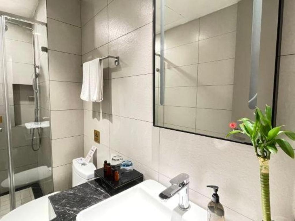 Home Inn Kunming Baita Road 昆明 エクステリア 写真