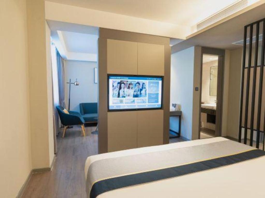 Home Inn Kunming Baita Road 昆明 エクステリア 写真