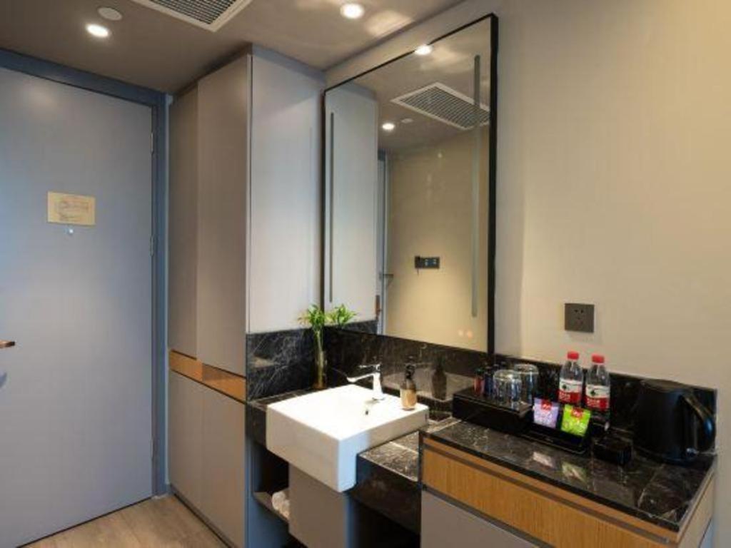Home Inn Kunming Baita Road 昆明 エクステリア 写真