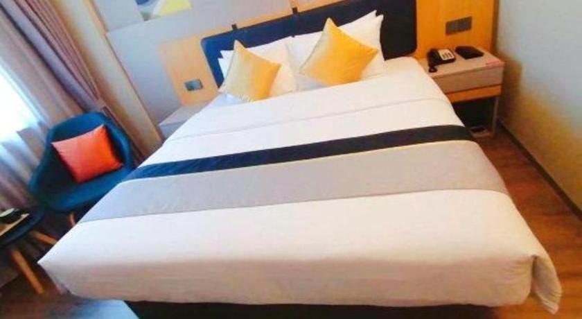 Home Inn Kunming Baita Road 昆明 エクステリア 写真