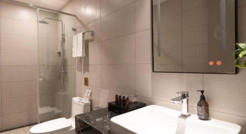 Home Inn Kunming Baita Road 昆明 エクステリア 写真